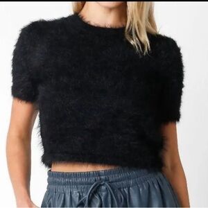 Olivaceous Cybil Cropped Furry  Sweater M